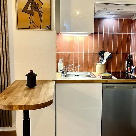 Apartment Savannah - With Balcony And Parking *