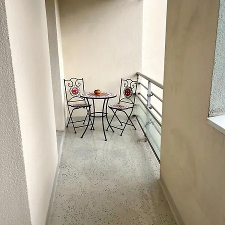 Savannah - With Balcony And Parking Appartamento Talence