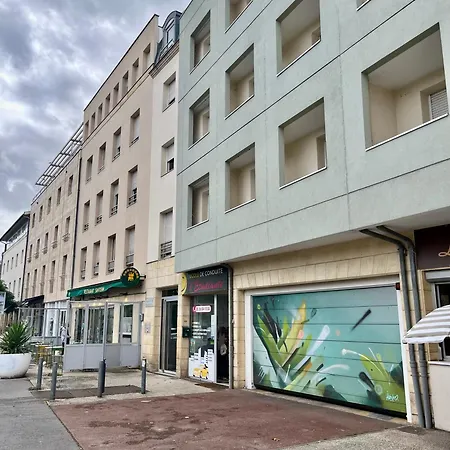 Savannah - With Balcony And Parking Таланс