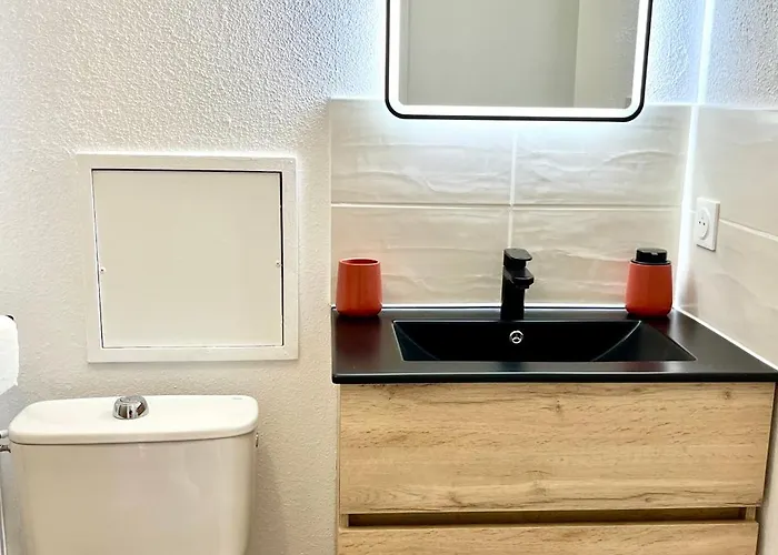 Savannah - With Balcony And Parking